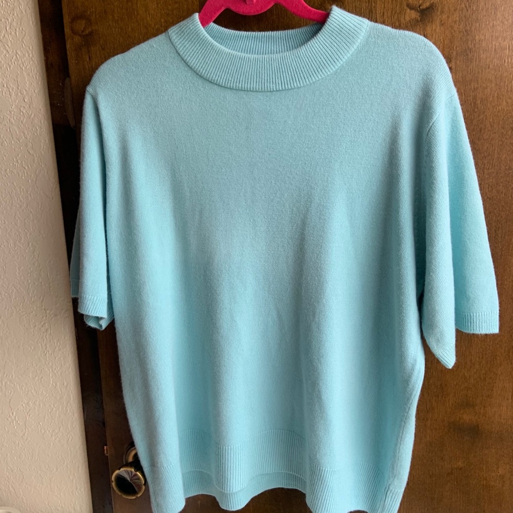 Blue sweater top